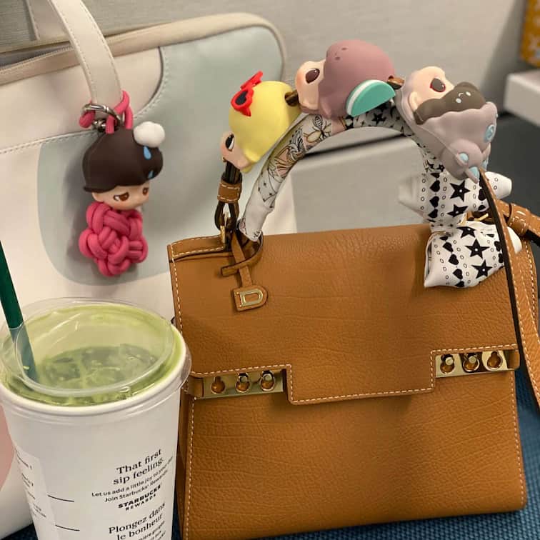 Dimoo - Halsstropp / reim for mobil og nøkler - POP Mart