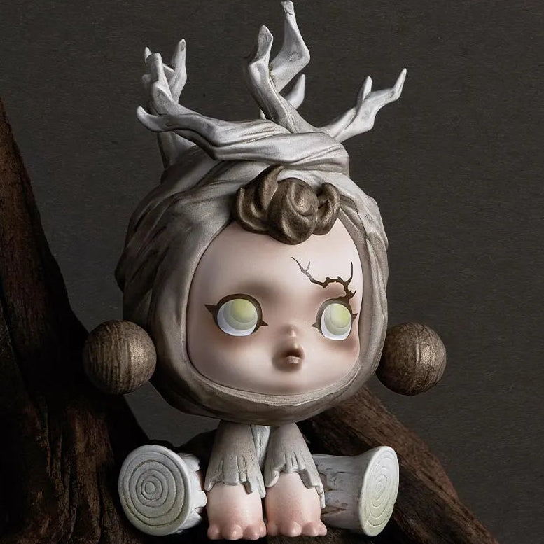 SKULLPANDA – The Ink Plum Blossom Series - POP MART