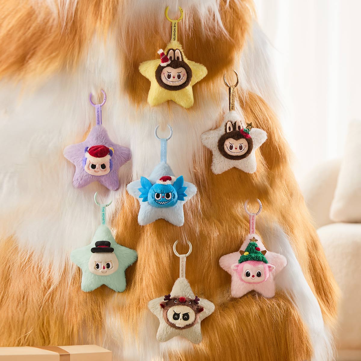 Labubu -THE MONSTERS Classic Series-Sparkly Plush Pendant Blind 