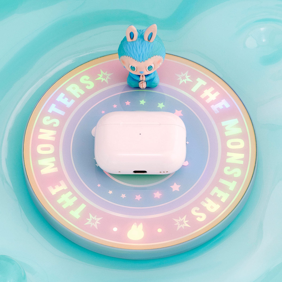 Labubu - THE MONSTERS: Big into Energy Wireless Charger with Light Effect - POP Mart