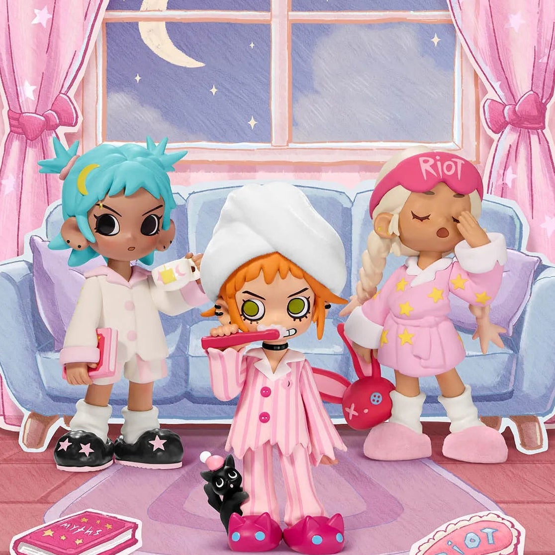 LIL PEACH RIOT SLEEPOVER SERIES FIGURES - POP Mart