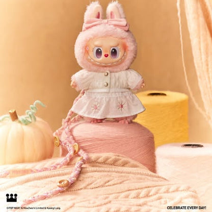 Julegave  - MOKOKO - Fall Into Sweaters 17cm PENDANT - POP MART