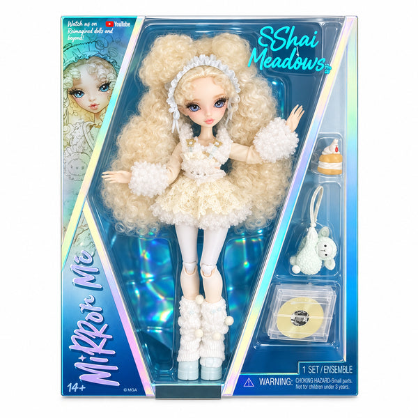 Mirror Mi Shai Meadows fashion doll i original eske med saueinspirert antrekk