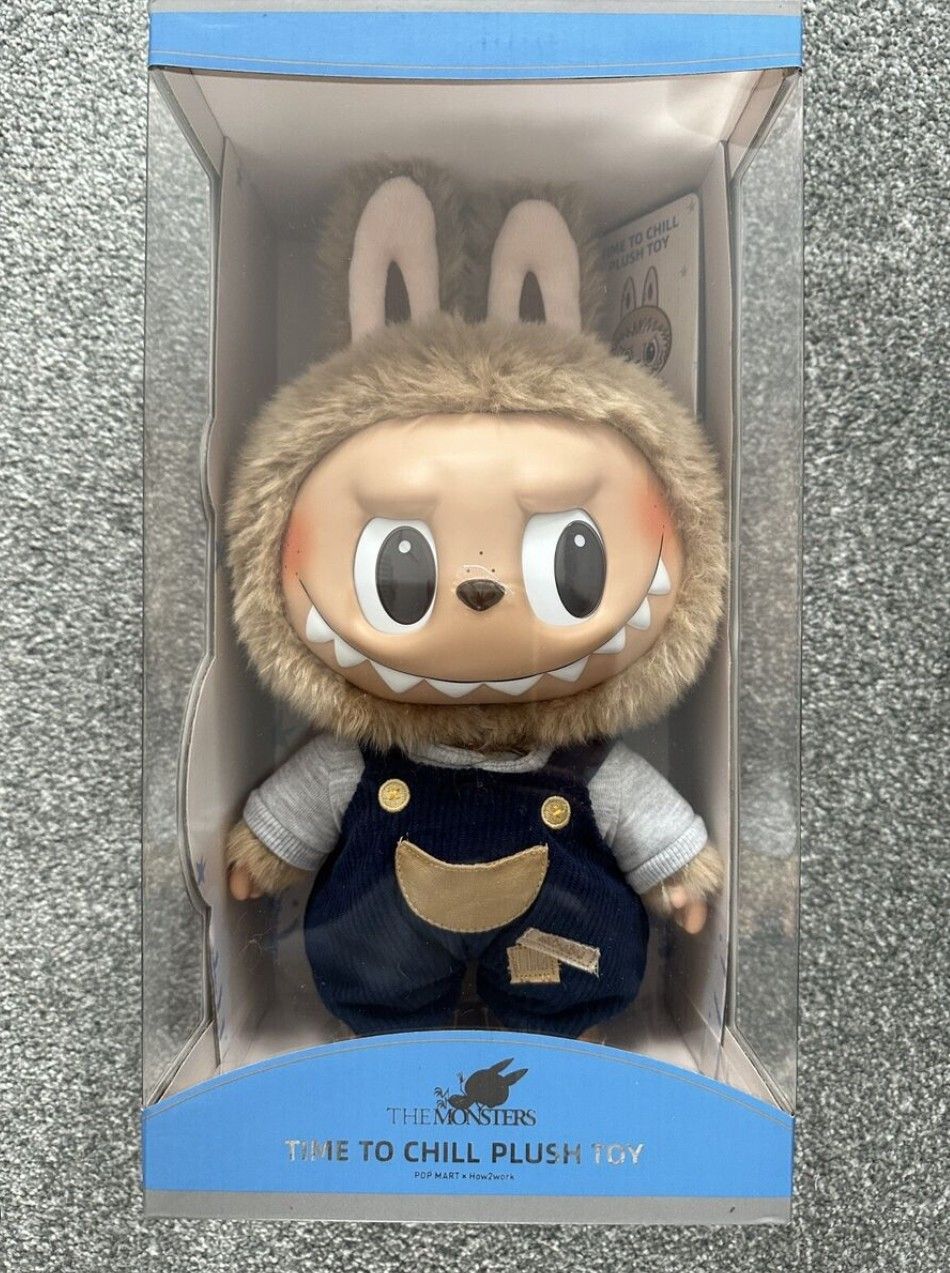 Labubu - The Monsters TIME TO CHILL Vinyl Plush Doll 37 c