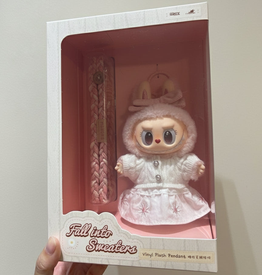MOKOKO - Fall Into Sweaters 17cm PENDANT Blister pack- PO