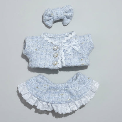 Labubu – Elegant Lyseblå Kjole-sett (17 cm) 