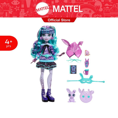 Monster High Doll And Sleepover Accessories, Twyla, Creepover Party - Mattel